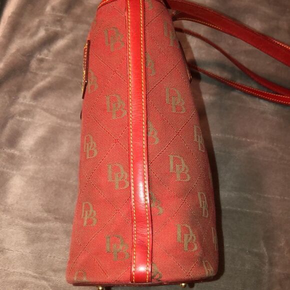 Dooney & Bourke Red Canvas Leather Combo DB Logo Bucket Shoulder Bag Purse - Picture 9 of 15